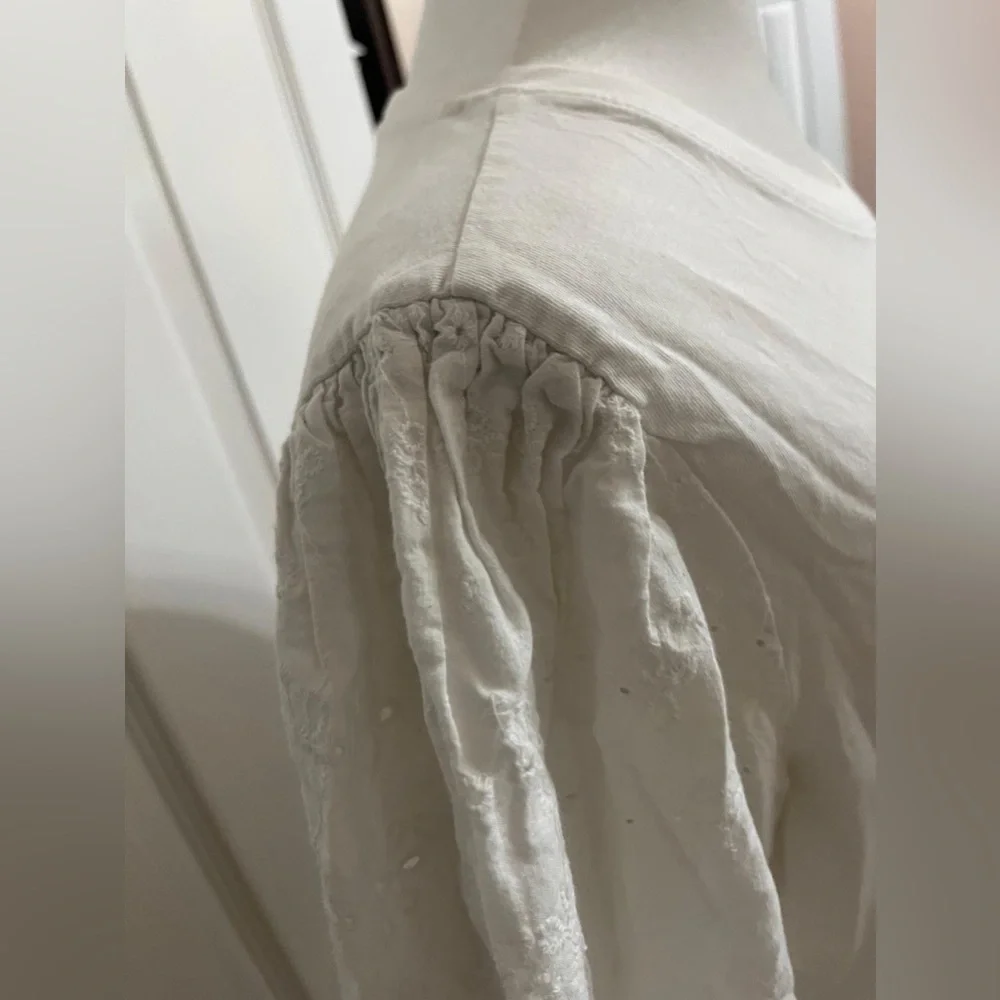 (N) Zara White Puff Sleeve Top